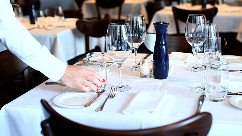 How to Improve Table Turnover Times at Your Restaurant